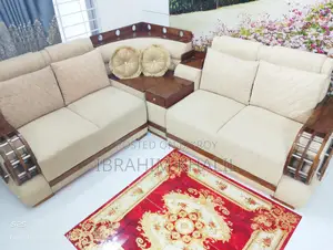 High-quality sofa for sale at a low price due to having an extra one at home.