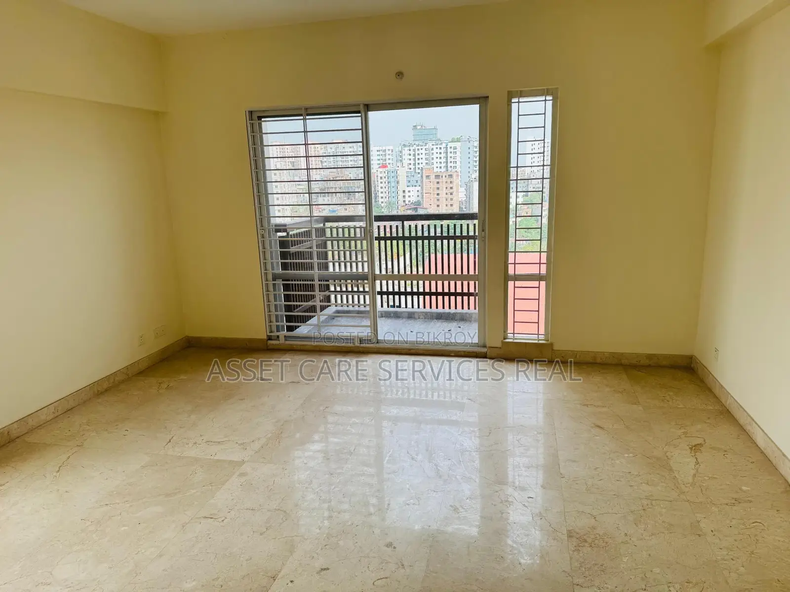 এক ফ্লোরে ২টি নতুন ফ্ল্যাট বিক্রয়