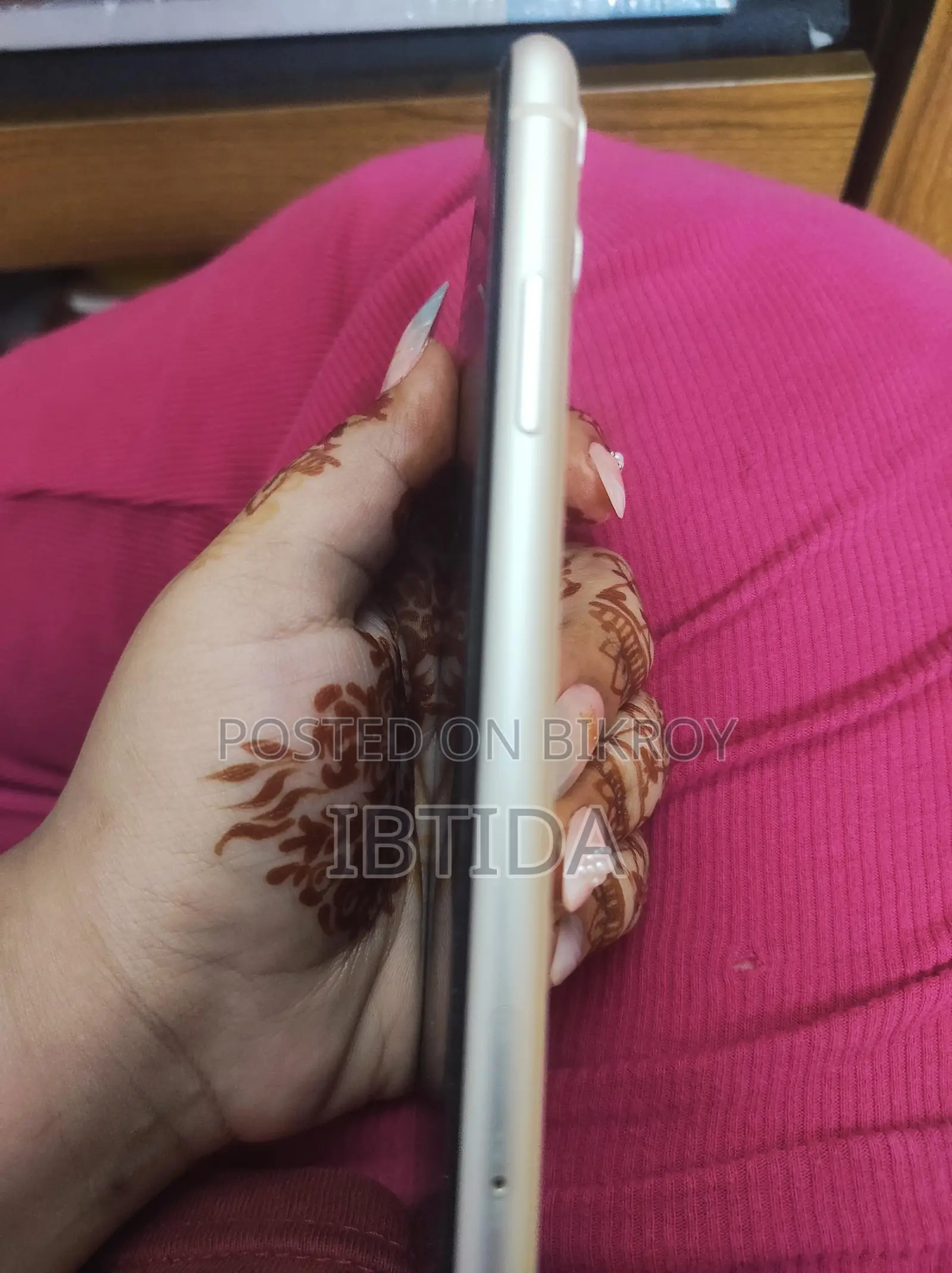 Apple iPhone 11 (Used)