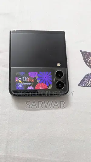 Samsung Galaxy Z Flip3 (Used)