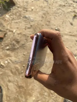 Samsung Galaxy S21 128gb (Used)