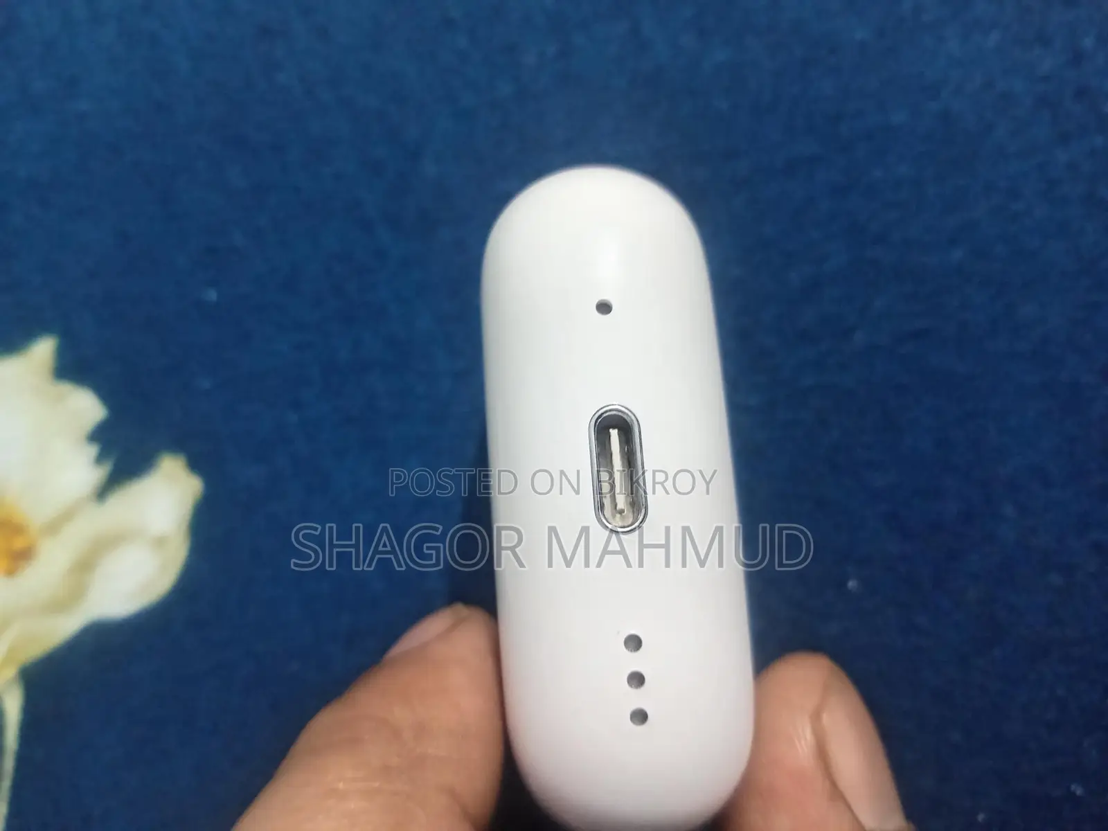 ইয়ারফোন বিক্রয় হবে