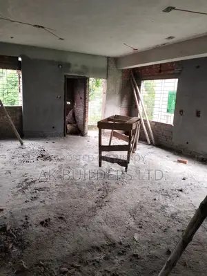 Stunning 1000 sqft Flat on the 4th Floor of a Corner Plot Facing the Road @ Pallabi!!!