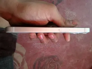 Apple iPhone 13 (Used)