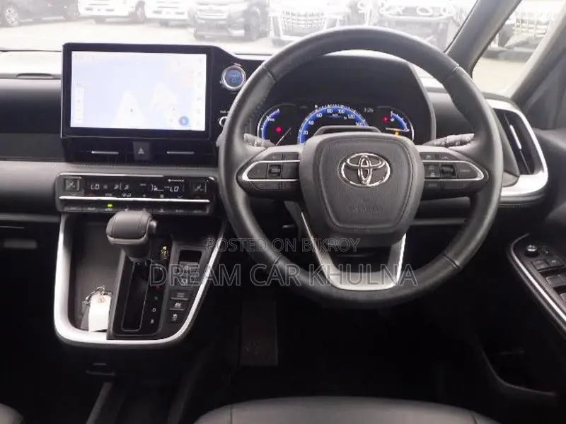 Toyota Noah S-Z Leg Rest atostep 2022