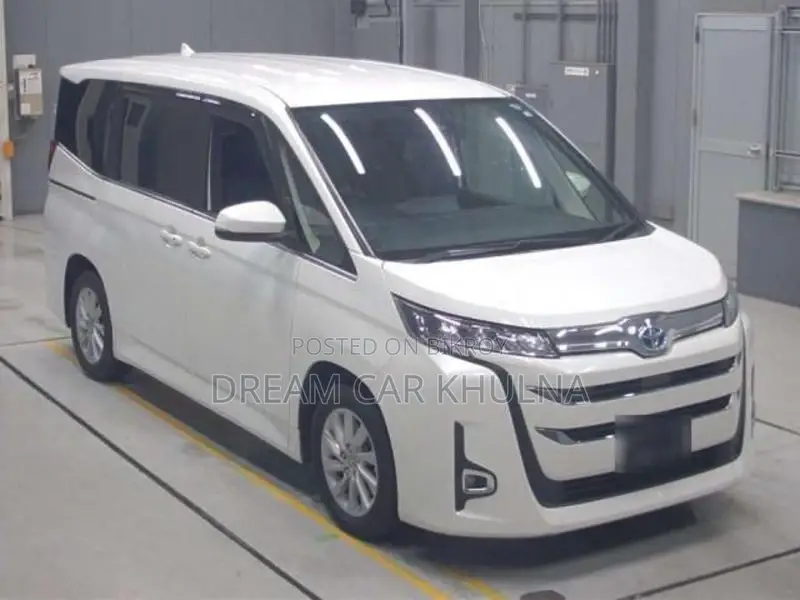 Toyota Noah S-Z Leg Rest atostep 2022