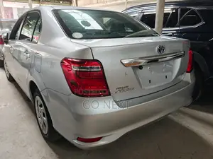 Toyota Axio EX Hybrid 2020