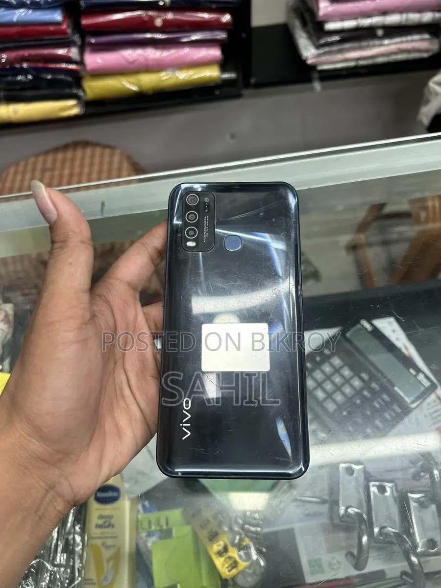 Vivo y50 (Used)