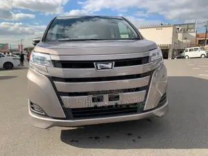 Toyota Noah X SMART NON HYBRID 2021