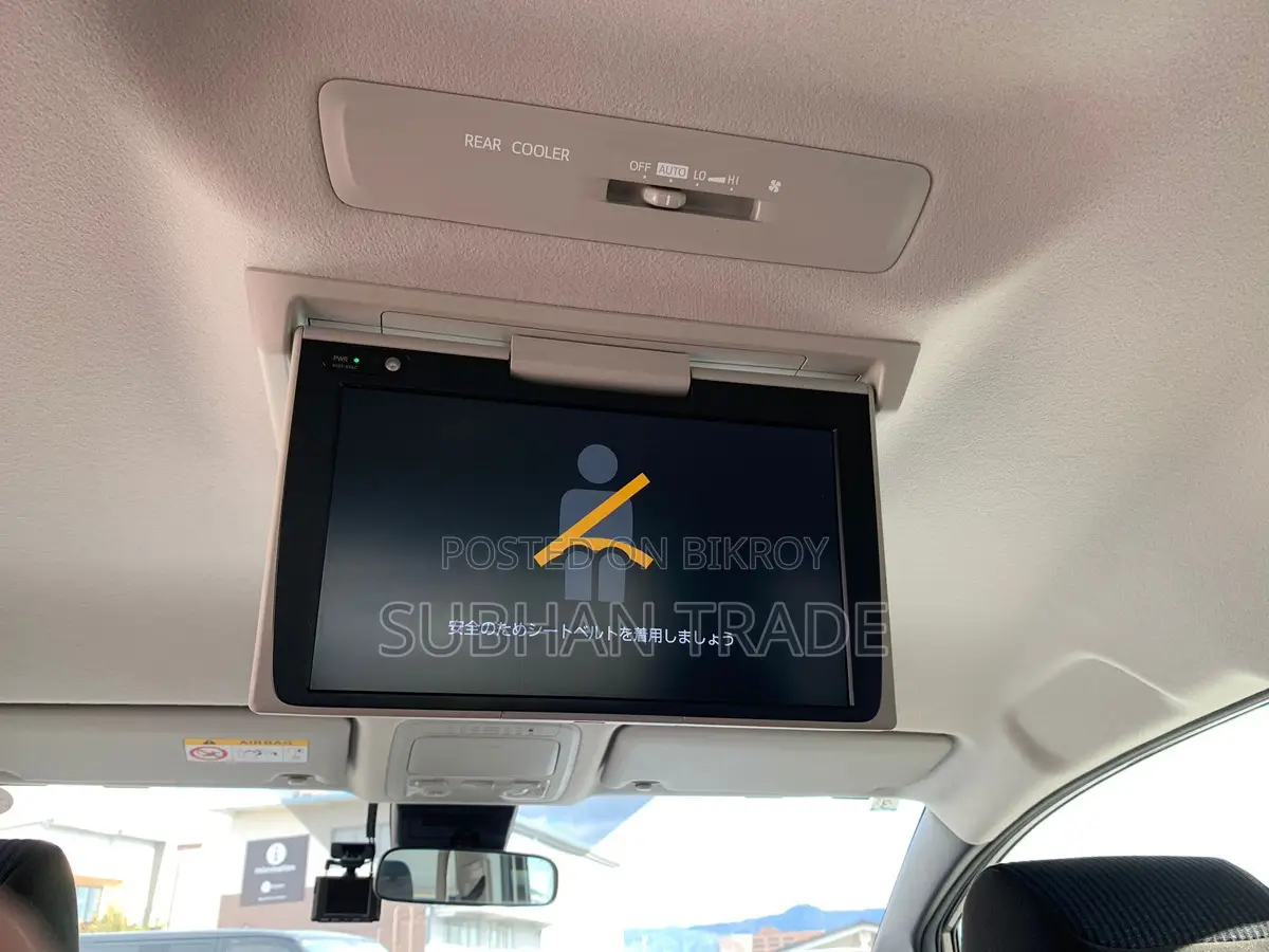 Toyota Noah X SMART NON HYBRID 2021