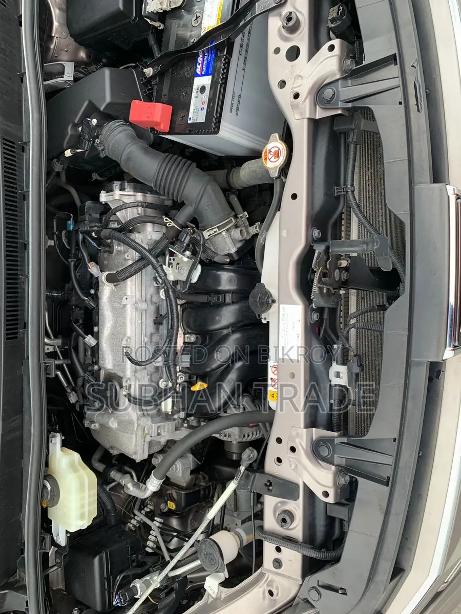 Toyota Noah X SMART NON HYBRID 2021