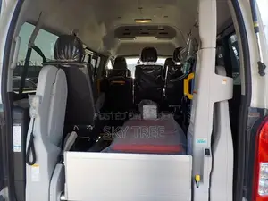 Toyota Hiace AMBULANCE 2020