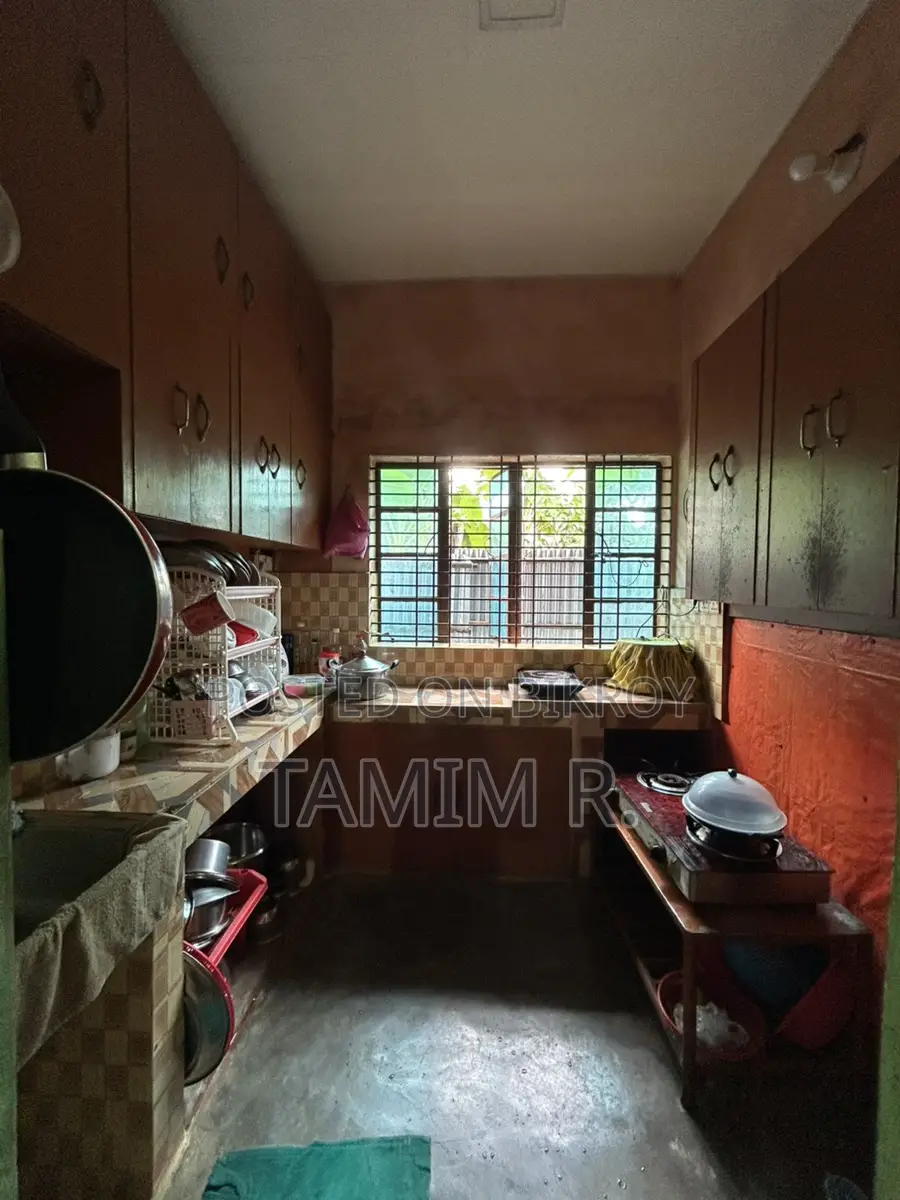 ৩ বেডরুমের বাড়ি ও জমি বিক্রয়