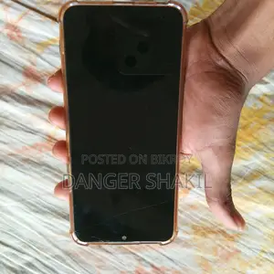 Vivo Y20 . (Used)