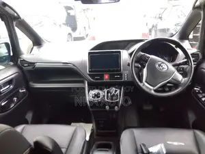 Toyota Esquire HYBRID GI PKG 2020