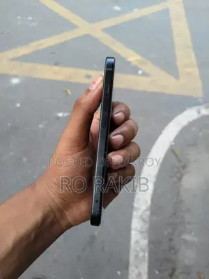 Apple iPhone 15 . (Used)