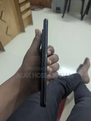 Samsung Galaxy S21 Ultra (Used)