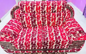 Used Sofa Urgently Sale