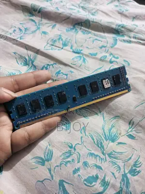 4 GB RAM + DDR3-1600 Bus