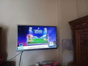 ওয়ালটনের একটি স্মার্ট এলইডি টিভি বিক্রি হবে।