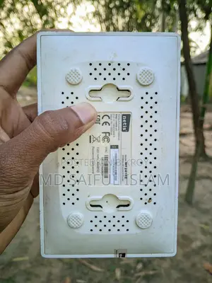 Netis Wf2419e Router Used