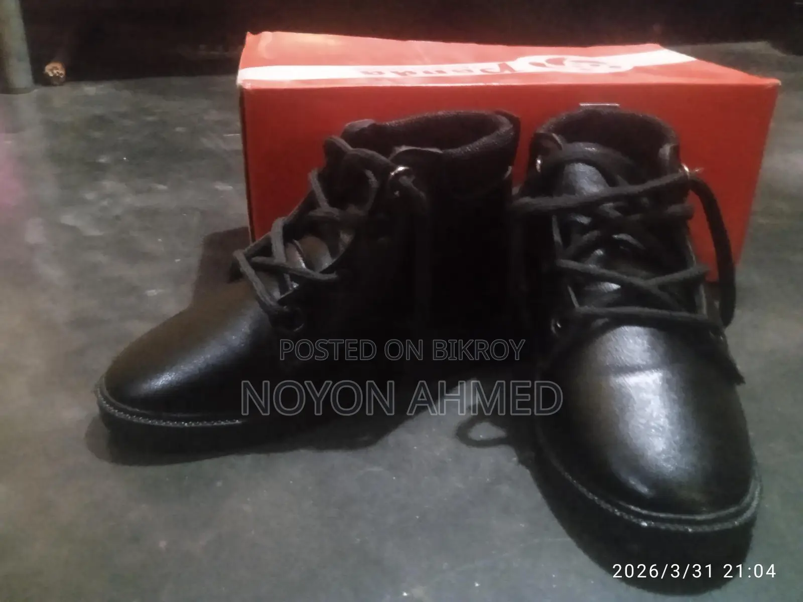 Chelsea Boots