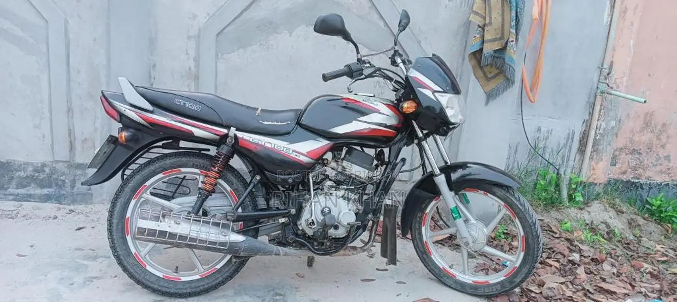 Bajaj CT 100 2019