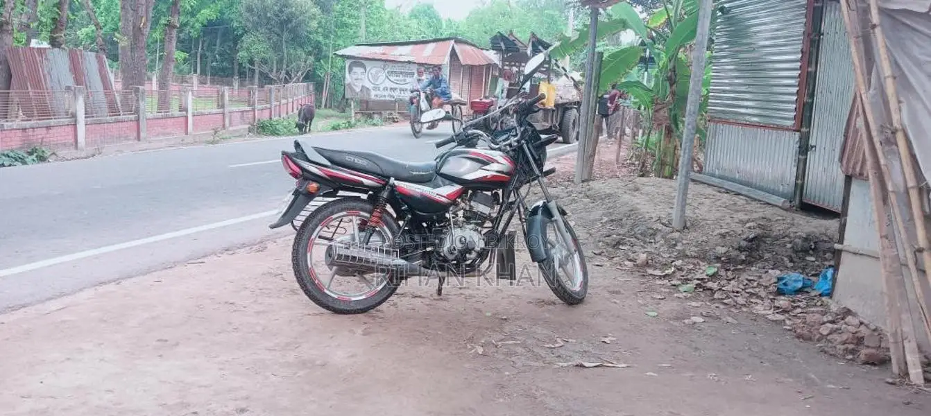 Bajaj CT 100 2019