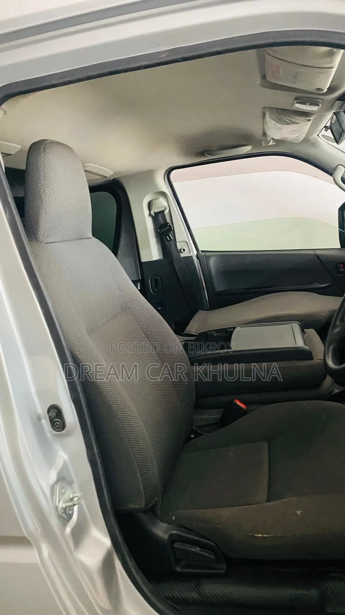 Toyota Hiace Gl Dual Ac 2020