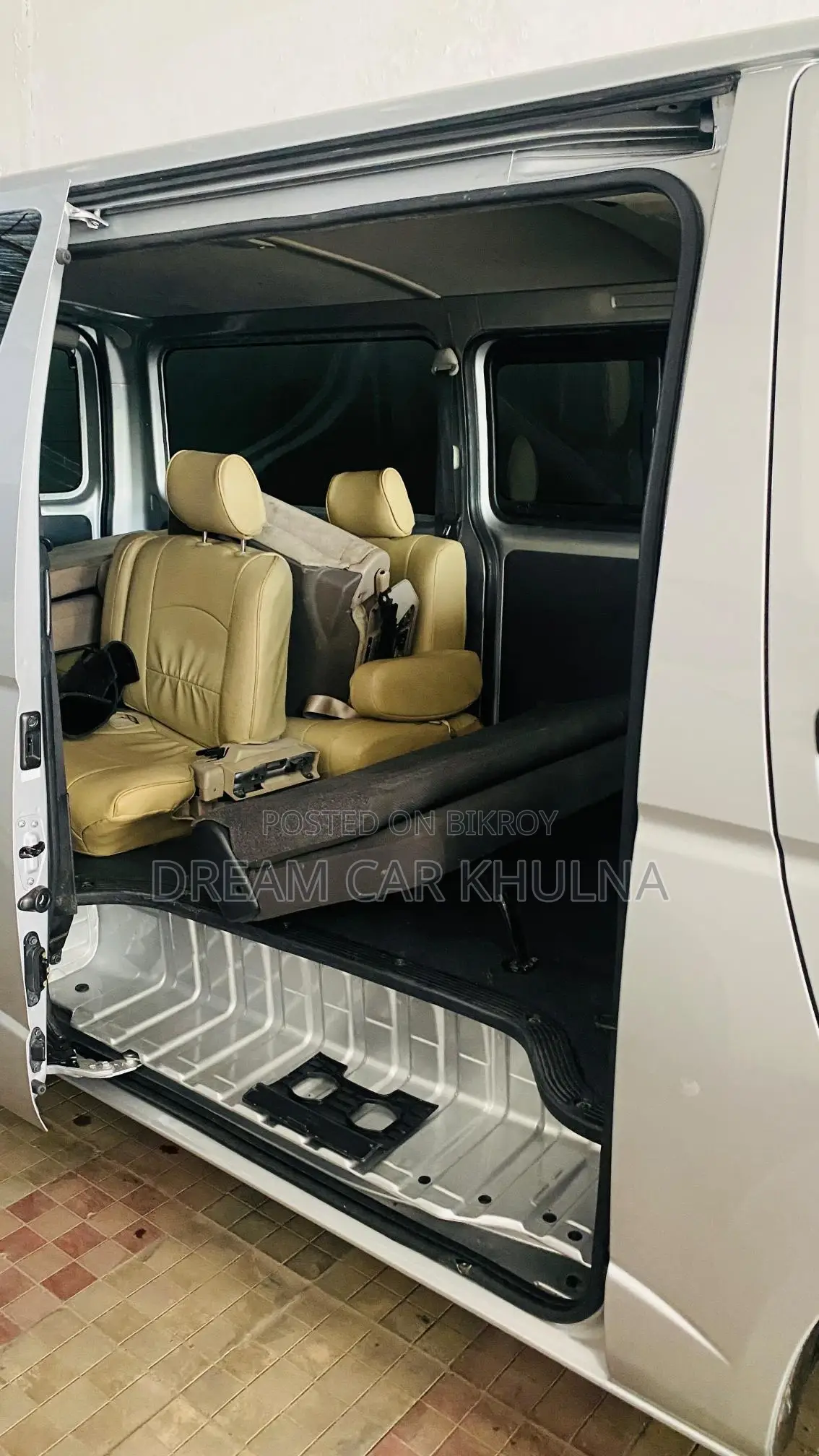 Toyota Hiace Gl Dual Ac 2020