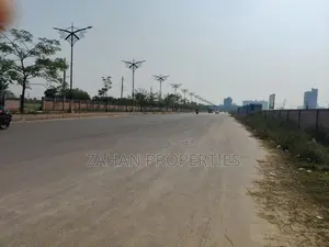 বসুন্ধরা পি ব্লক ৬০ ফুট রোড ৫ কাঠা দক্ষিণমুখী প্লট বিক্রয়