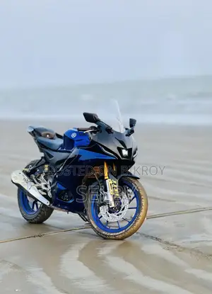 Yamaha R15 V4 Racing Blue . 2022