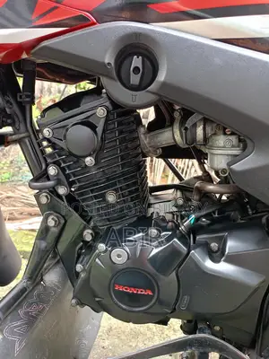 Honda Livo . 2025