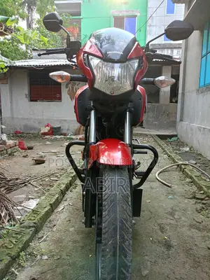 Honda Livo . 2025