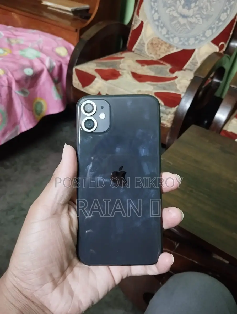 Apple iPhone 11 (Used)