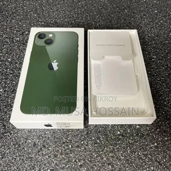 Apple iPhone 13 (Used)