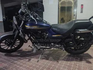 Bajaj Avenger 150 Street Blue 2017 Model