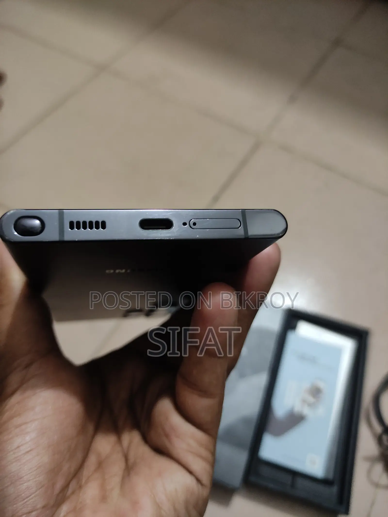 Samsung Galaxy S22 Ultra 12/256 (Used)