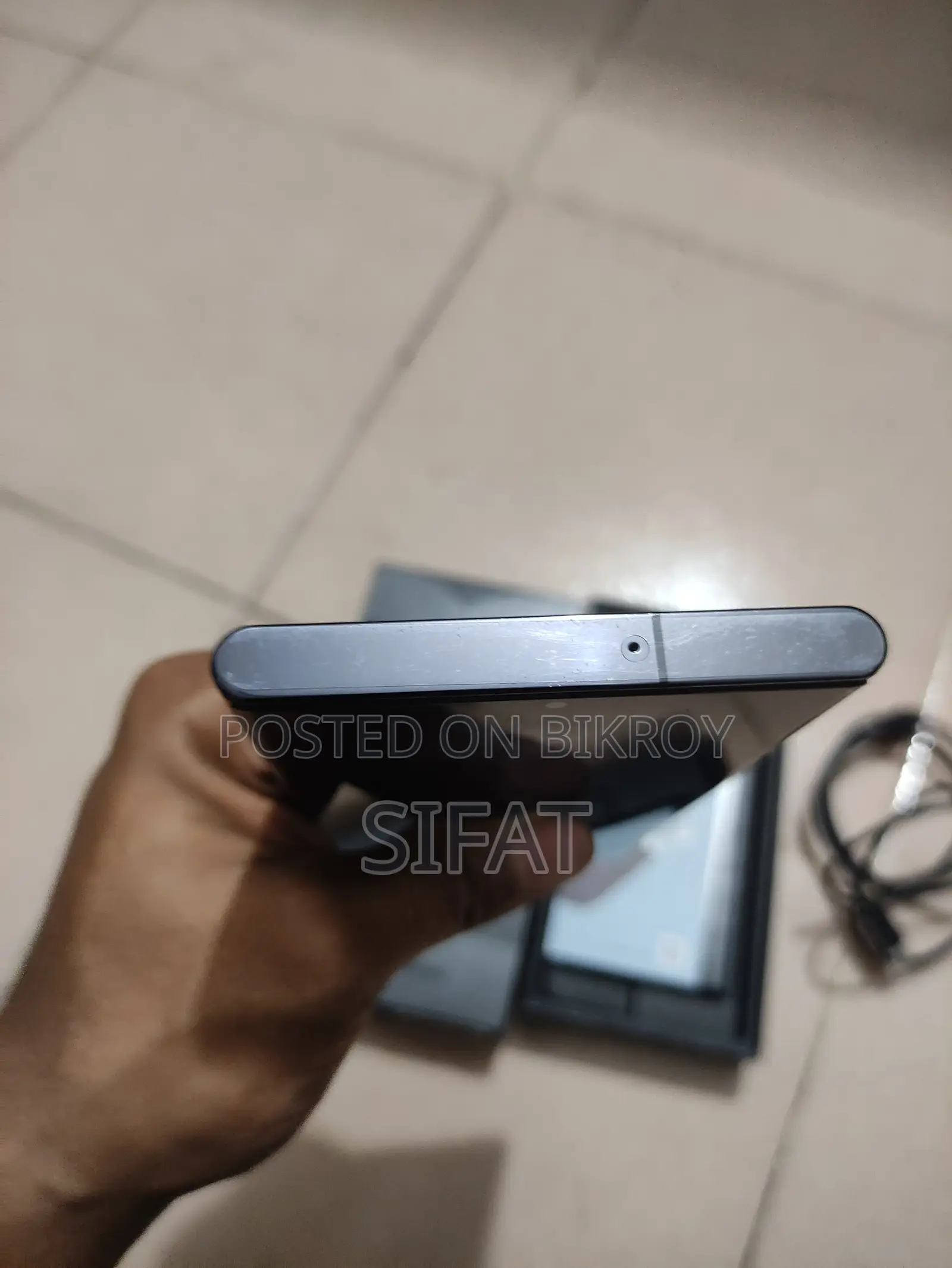 Samsung Galaxy S22 Ultra 12/256 (Used)