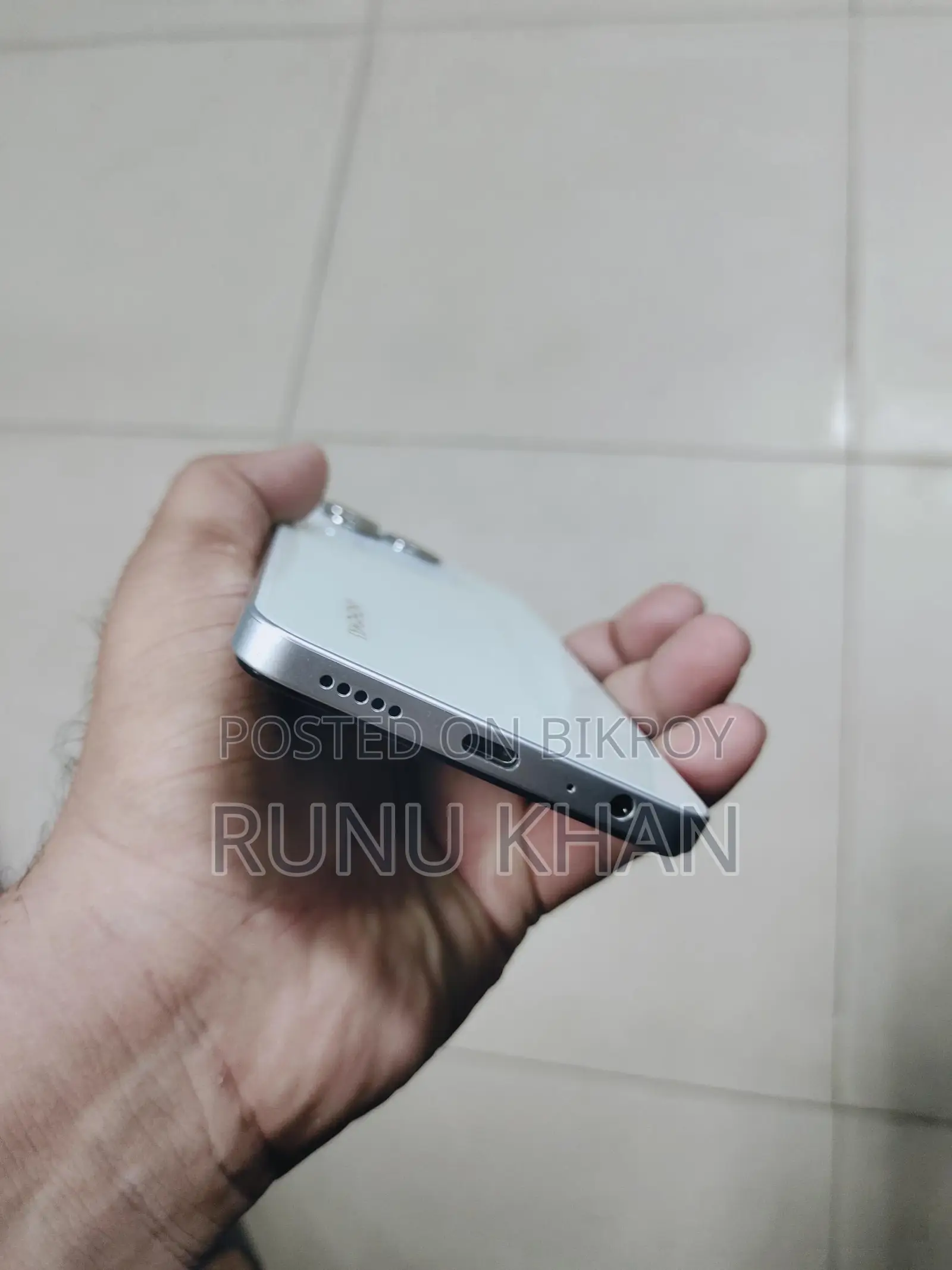 Symphony INOVA 30 8/128 (Used)