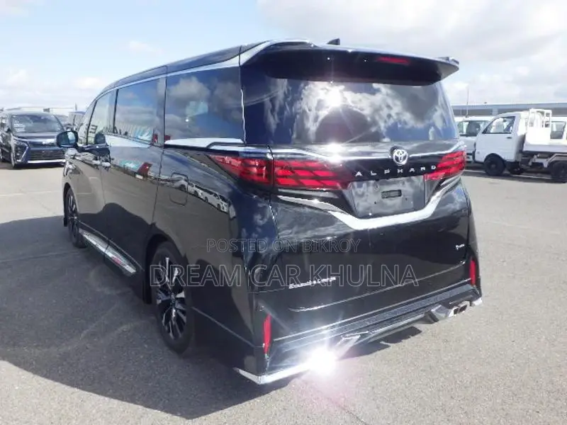 Toyota Alphard New Shape Black 2022