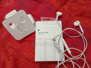 অরিজিনাল আইফোন হেডফোন