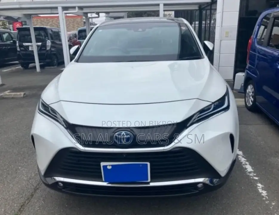 Toyota Harrier Hybrid Z Pearl Color 2023