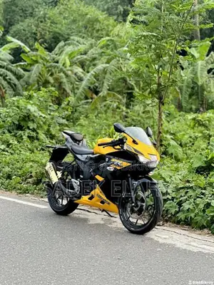 Suzuki GSX R150 ABS 2021