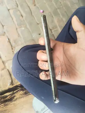 Apple iPhone X . (Used)