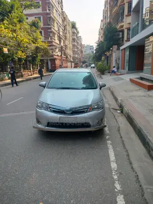 Toyota Axio . 2014