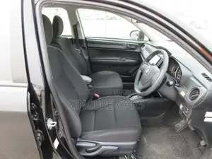 Toyota Axio EX NON HYB 4 POINT 2020