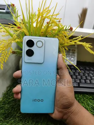 Vivo iQOO Z7 Pro 5G (Used)