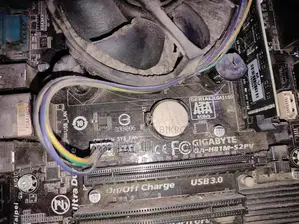 GIGABYTE GA-H81M-H 4th Gen Micro ATX