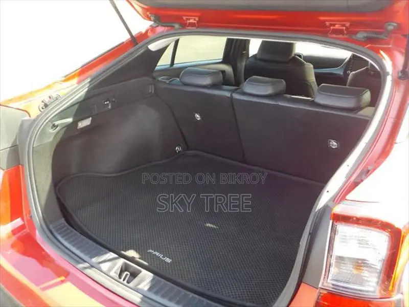 Toyota Prius STS Pack. 2022